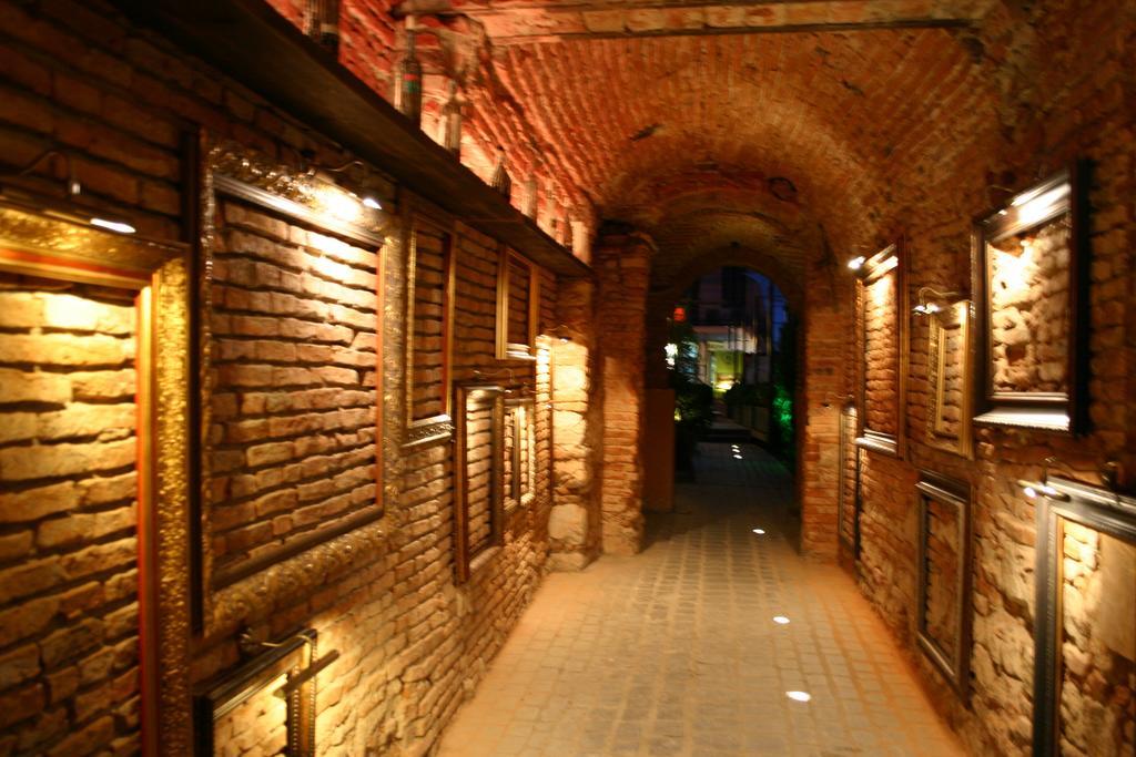 Casa Albert Boutique & Restaurant Braşov Buitenkant foto