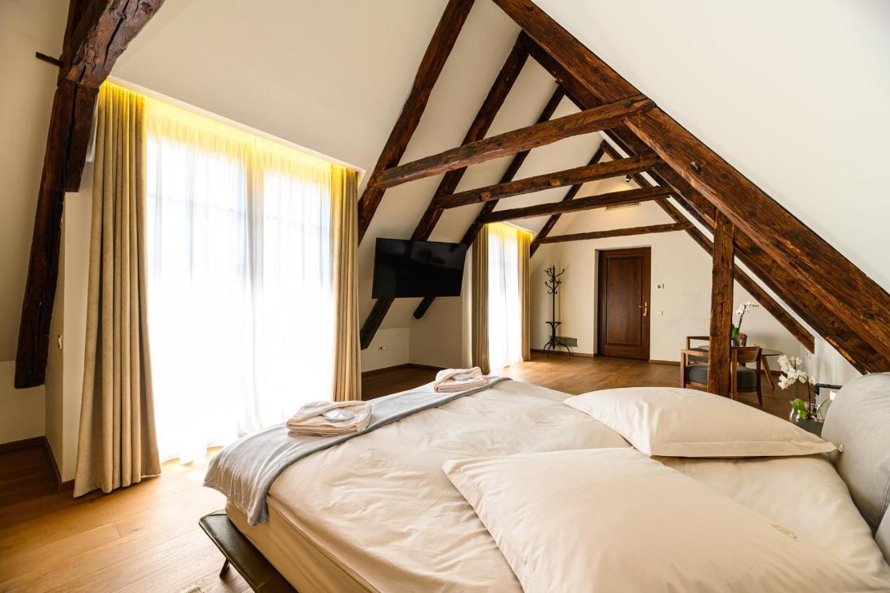 Casa Albert Boutique & Restaurant Braşov Buitenkant foto